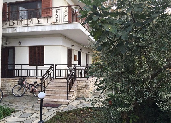 Vila Natalina Stavros
