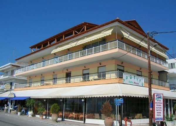 vila filareti nea kalikratia leto sani tours