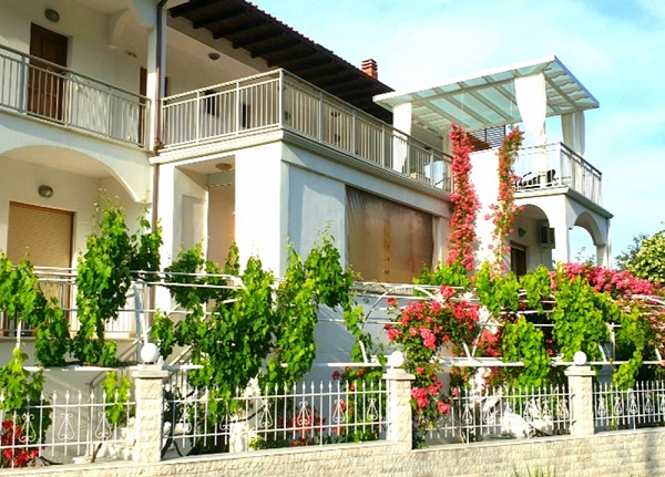 Vila Mesimvria Golden Beach