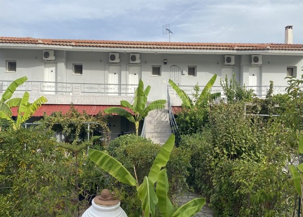 Vila Nikos Pefki