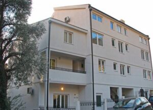 Apartmani Četiri ribe Petrovac