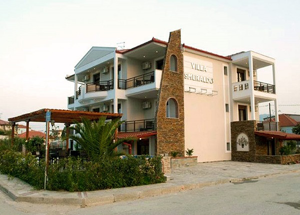 Vila Smeraldo Nea Vrasna