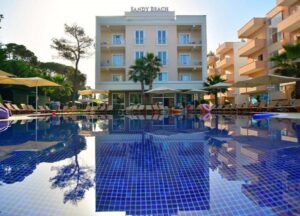 Hotel Sandy Beach Resort 4*